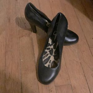 Jessica Simpson heels